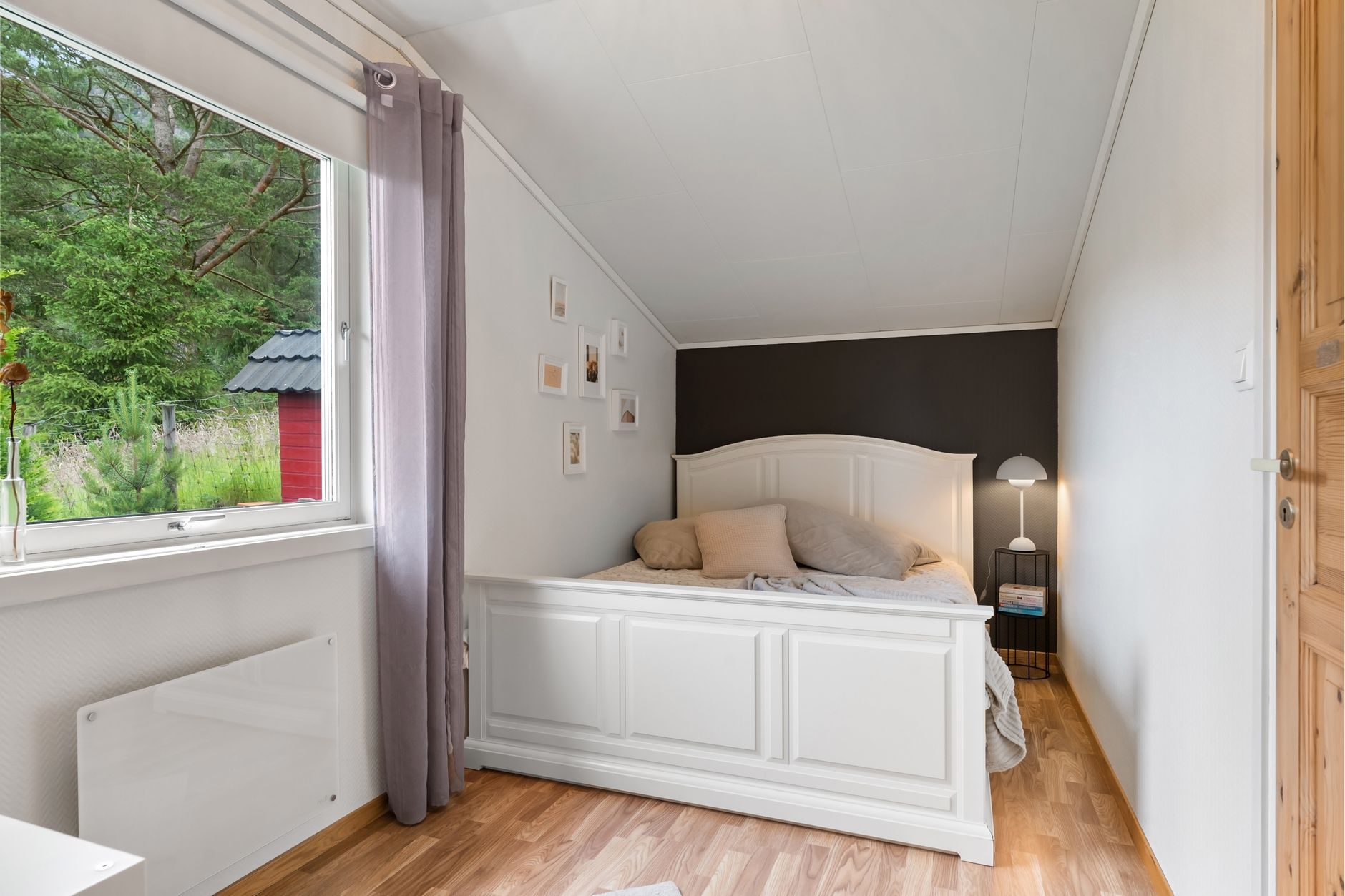 Verstas Architects Completes a Mortuary in Helsinki’s Malmi Cemetery