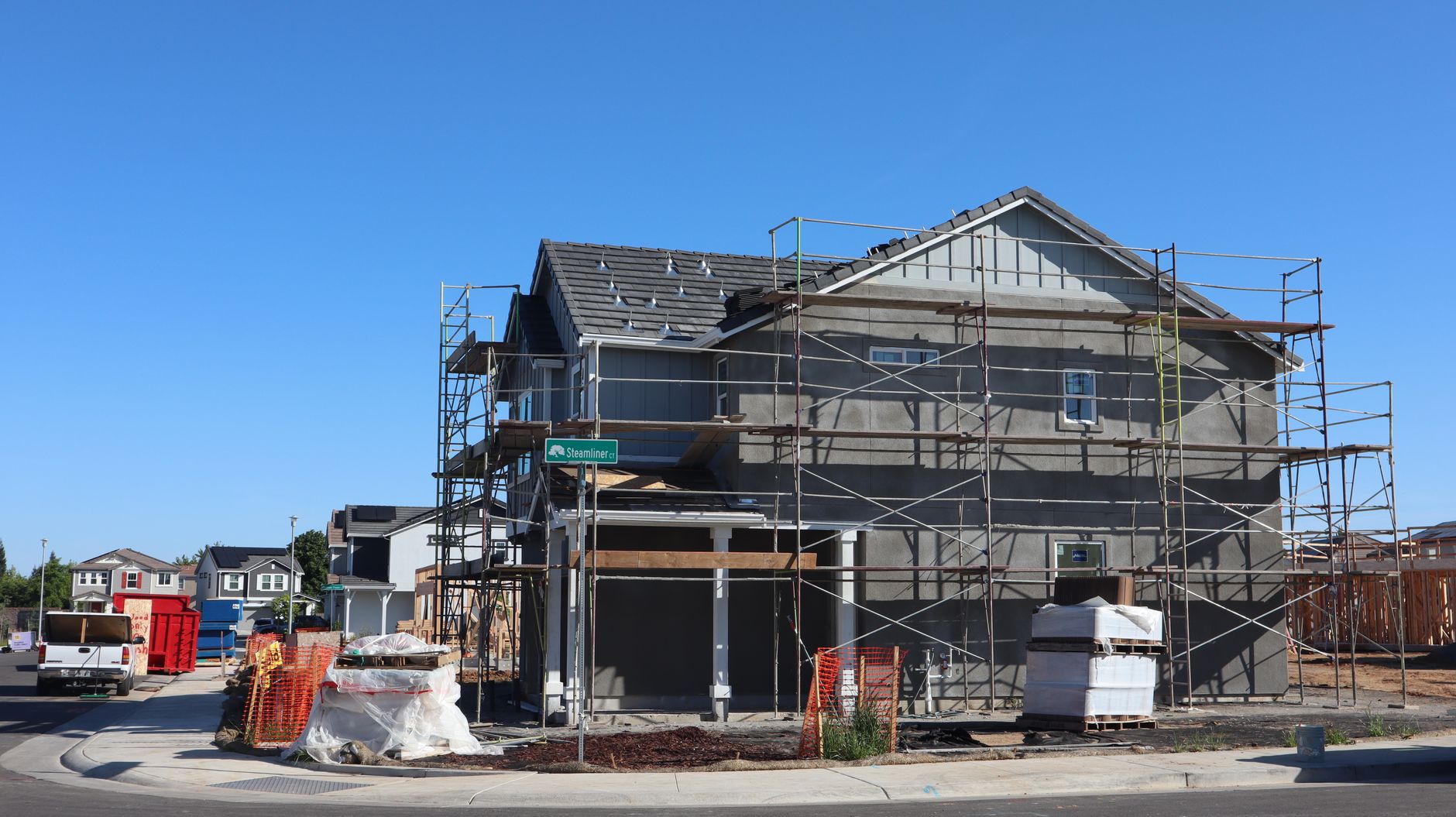 New Construction Falls to 5-Year Low as Price Floor Nears