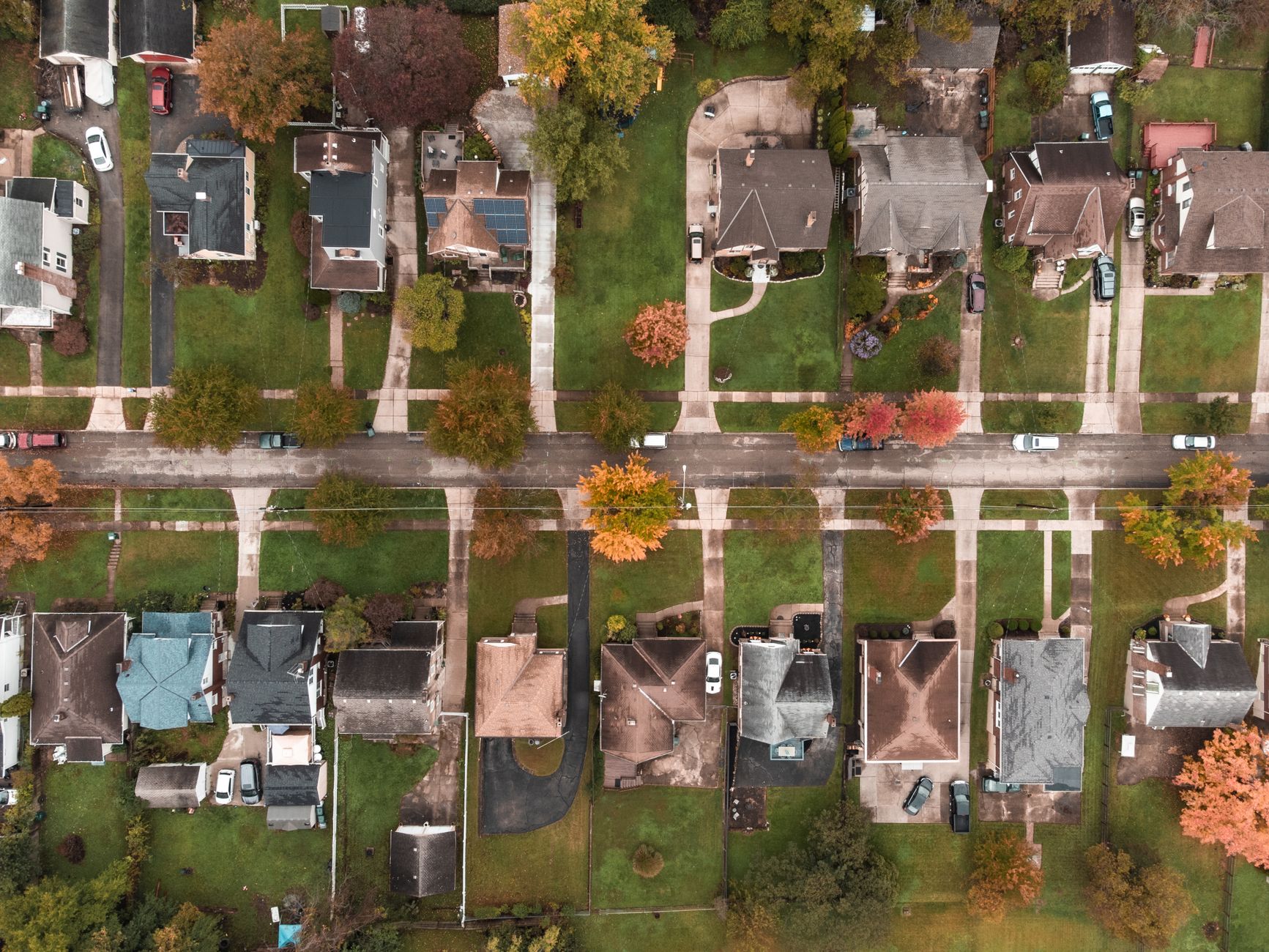 Long-Term Rentals vs. Short-Term Rentals: Which Is Best for Beginners?