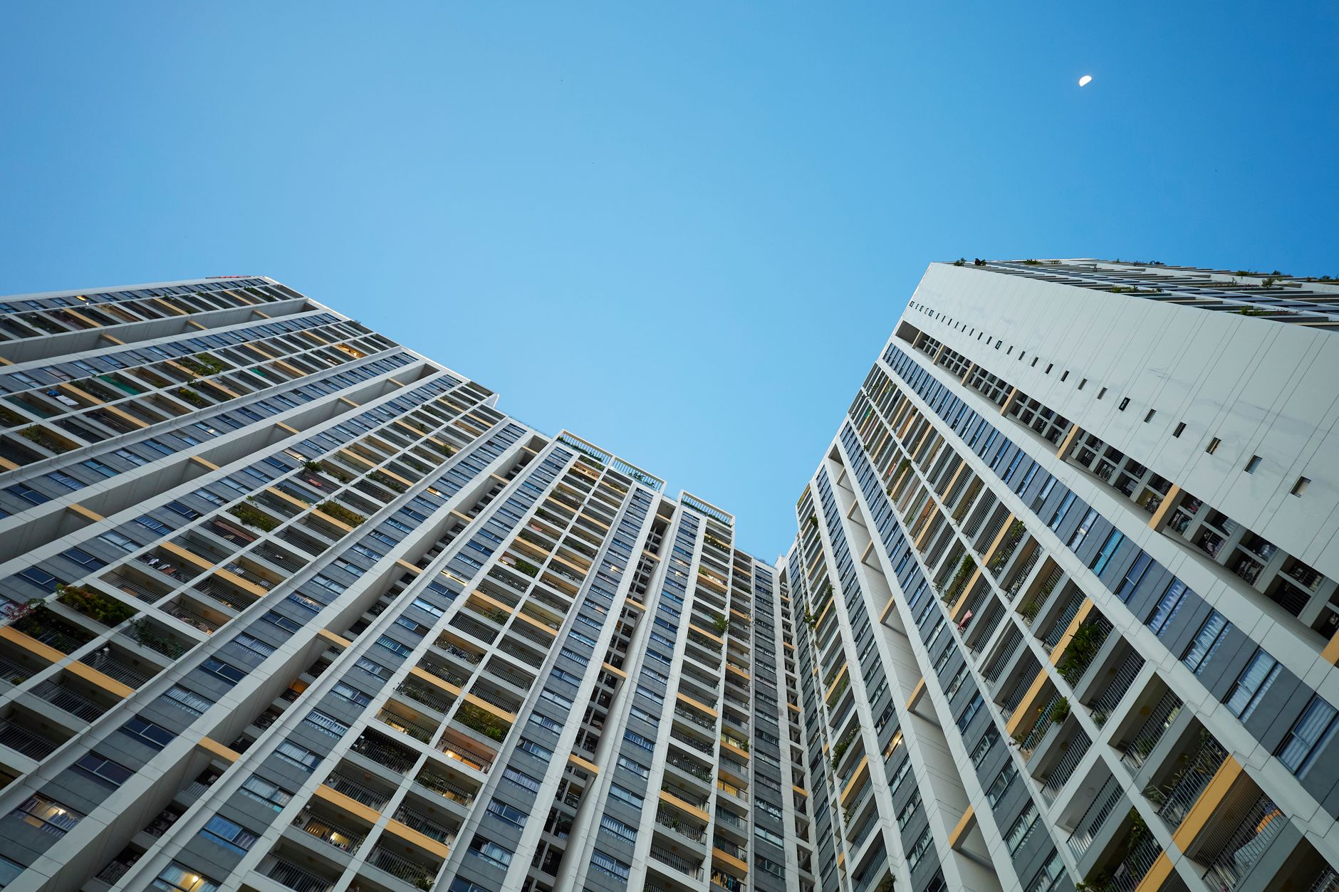 Should You Ever Buy a Rental Property with Negative Cash Flow? (Rookie Reply)
