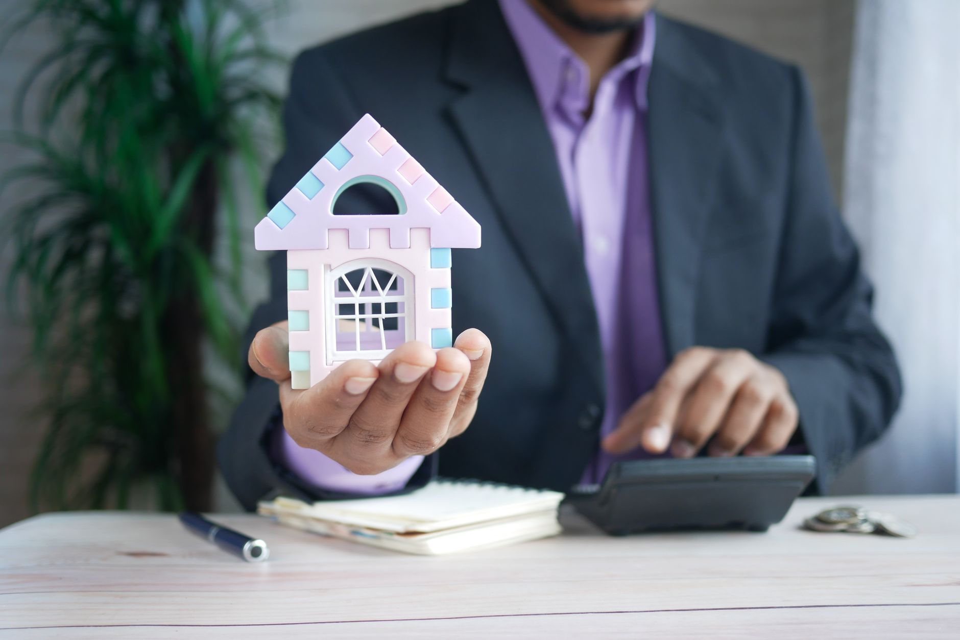 U.S. Debt Surpasses GDP: Why Mortgage Rates Could “Spiral” From Here