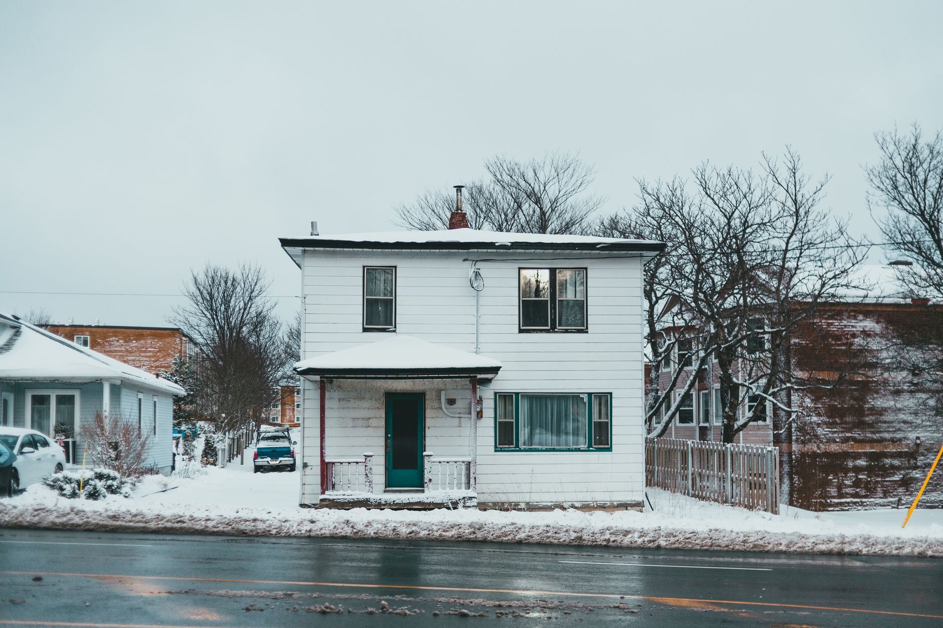 Pending home sales dip in July — Midwest fares best