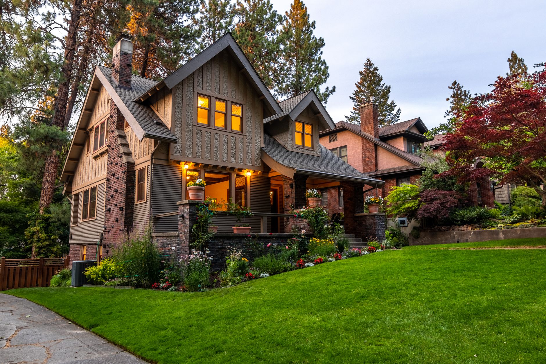 MLS critics call it anti-competitive. These brokers say it helps them compete