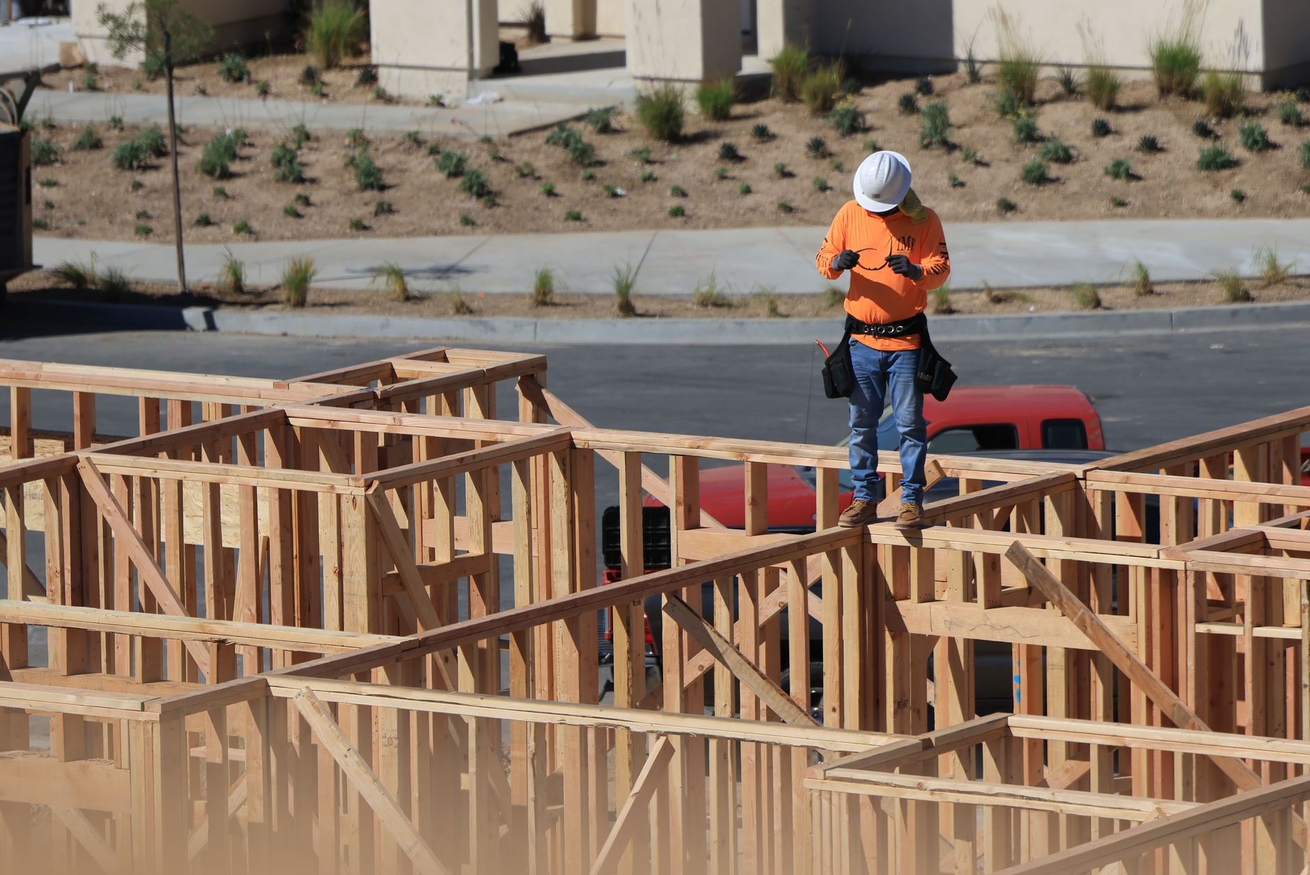 Toll Brothers luxury moat meets a tougher market test