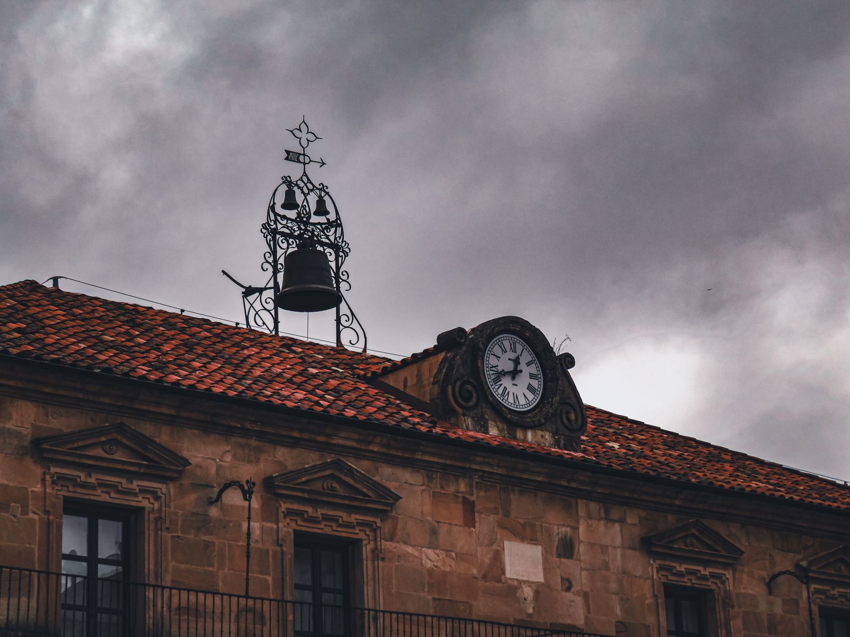 The Returns Bell Curve: How I Spread Risk and Returns