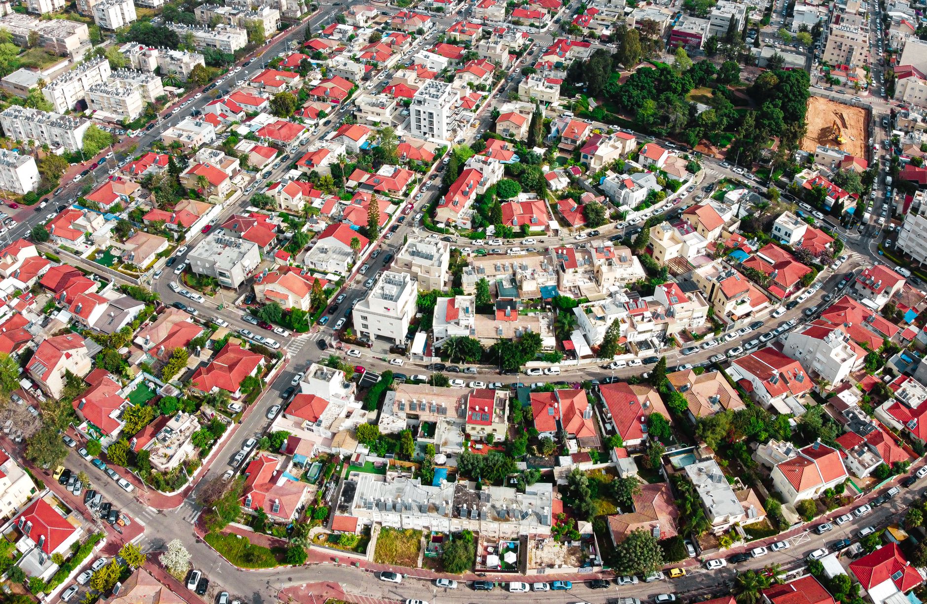 will the tariff war with Canada impact real estate?