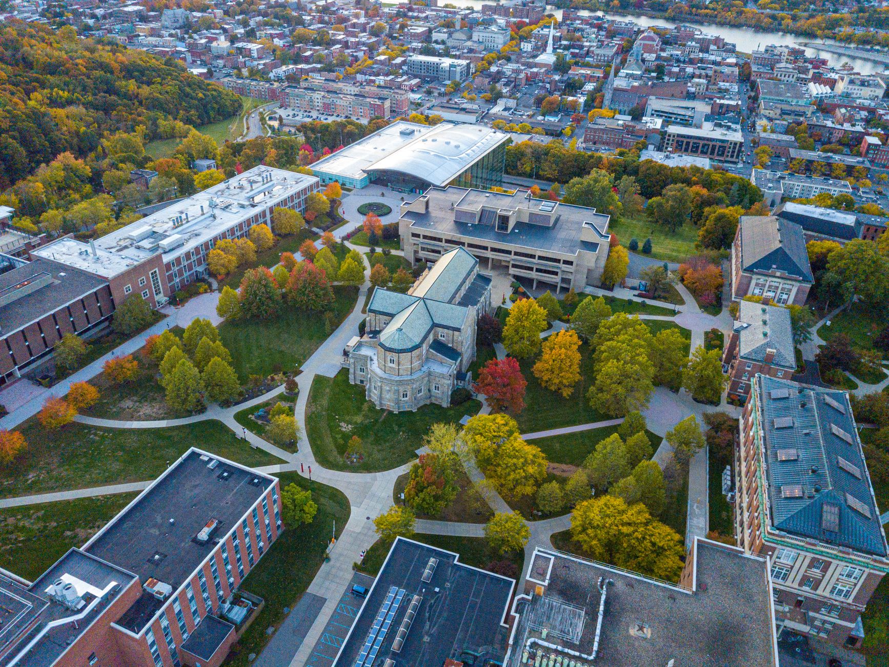 UWM drops high-balance LLPAs, extends Bullseye 90 pricing