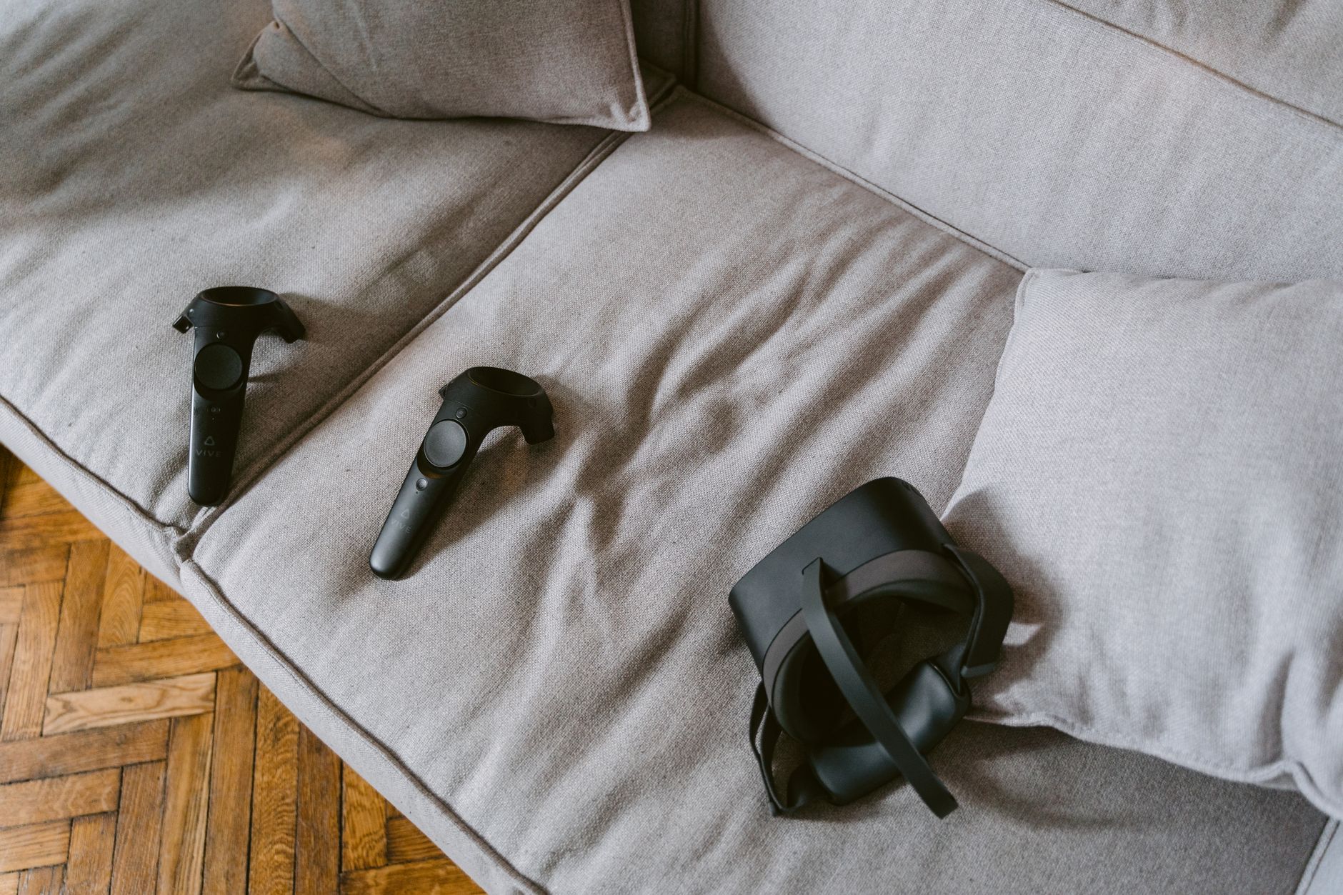 Using Virtual Tours to Narrow Your Home Search